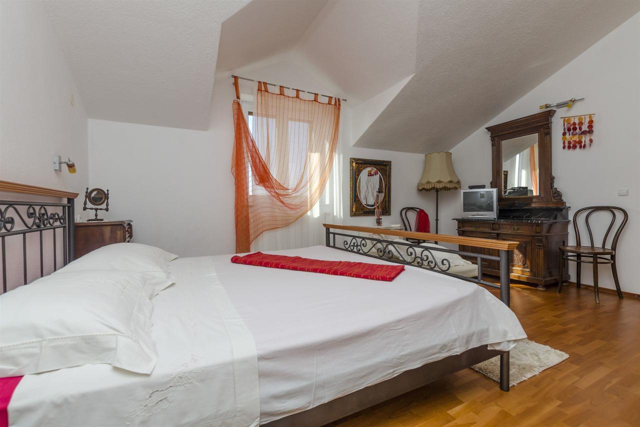 בול Apartments And Rooms Lea מראה חיצוני תמונה